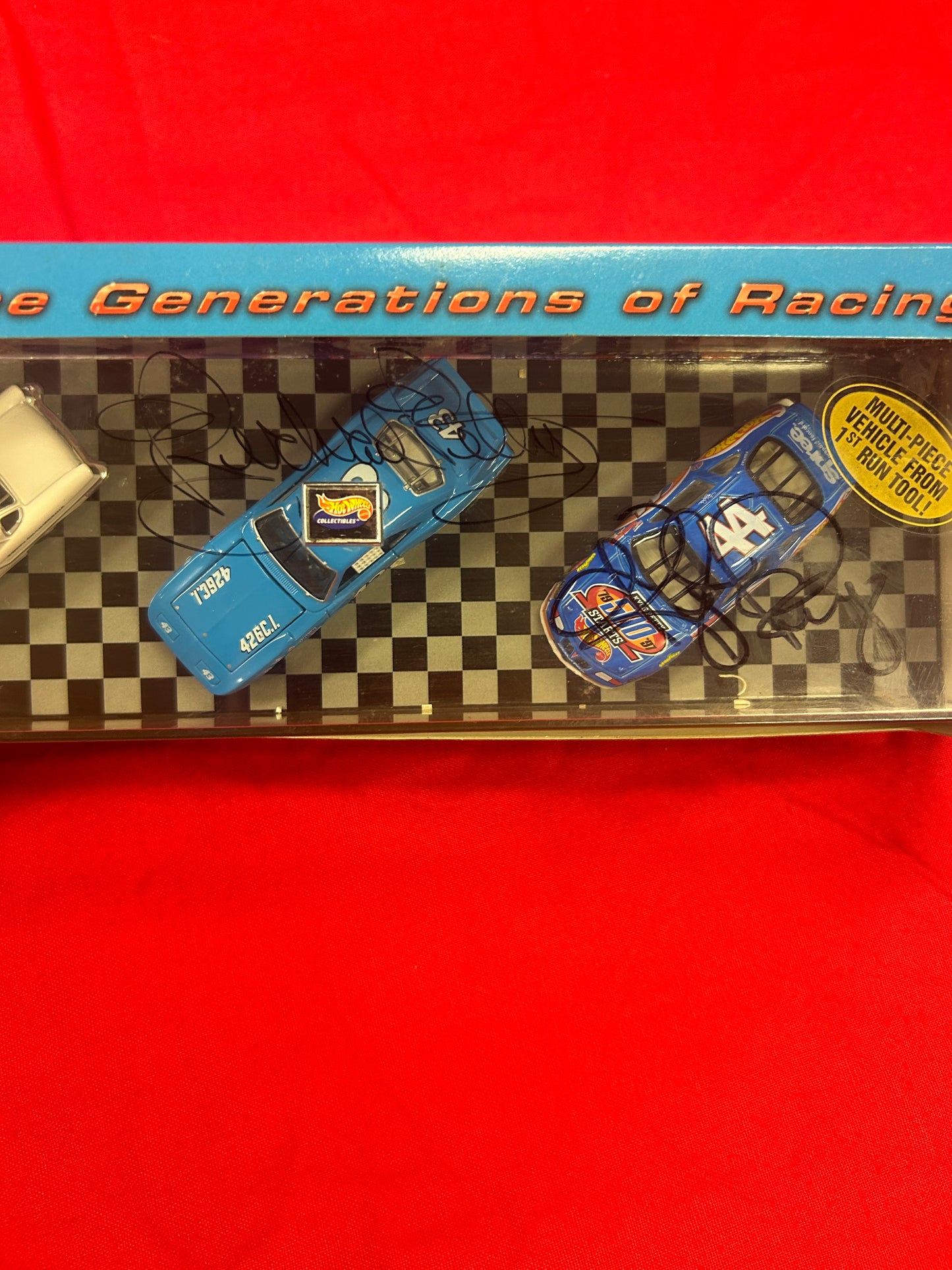 Hot Wheels-Petty Family Three Generations of Racing Set ( Signed by Richard and Kyle Petty)